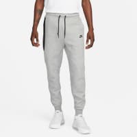 Nike Herren Trainingshose Sportswear Tech Fleece FB8002