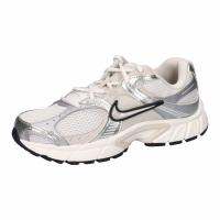 Nike Damen Sneaker V5 RNR HQ7901