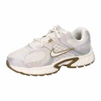 Nike Damen Sneaker V5 RNR HQ7901
