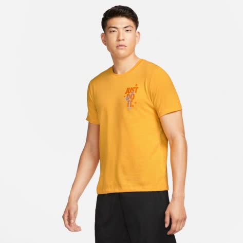 Nike Herren T-Shirt Dri-FIT DM5680-739 M University Gold | M