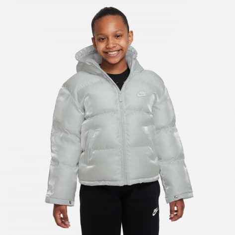Nike Kinder Winterjacke Therma-Fit Ultimate Puffe FD2843-025 128-137 Photon Dust/Phot D/White | 128-137