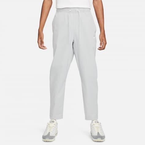 Nike Herren Trainingshose Club Woven Taper Leg Pants DX0623 