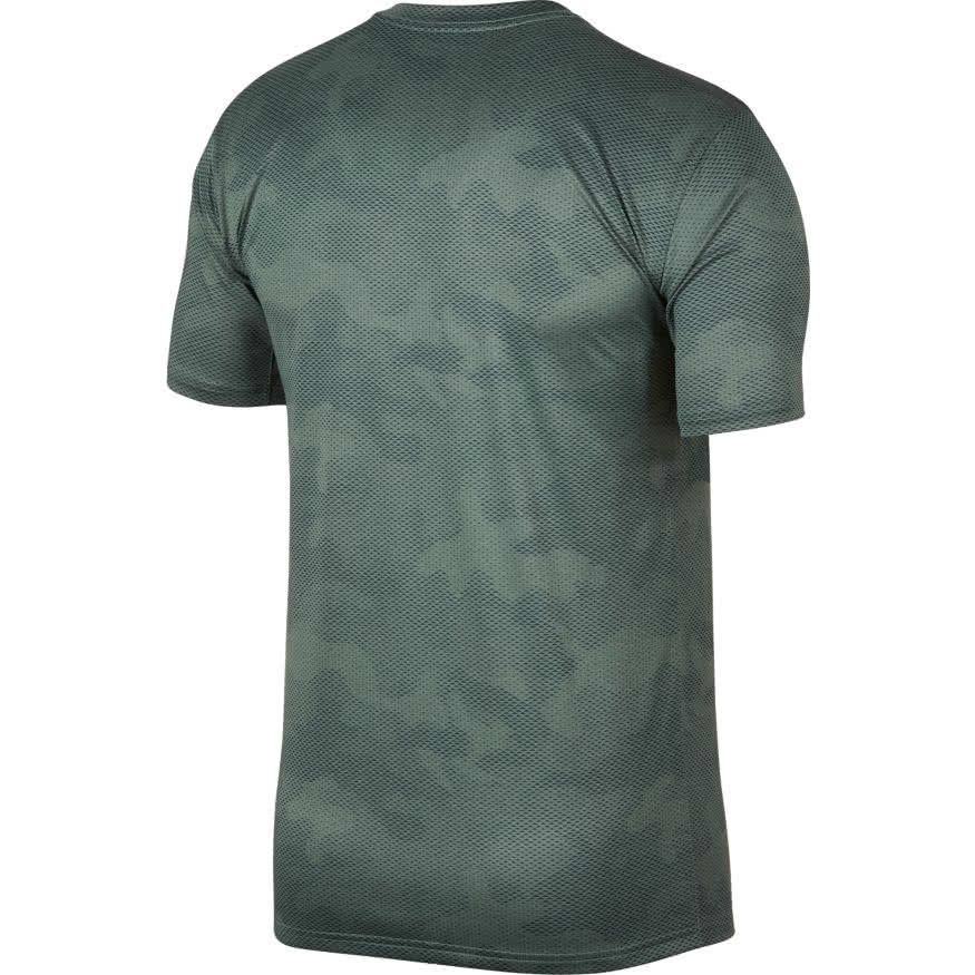 nike herren dri legend camo aop kurzarm t-shirt nike herren dri legend camo aop kurzarm t-shirt