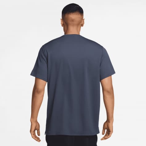 Nike Herren Laufshirt Dri-FIT Run Division Miler DV9315  