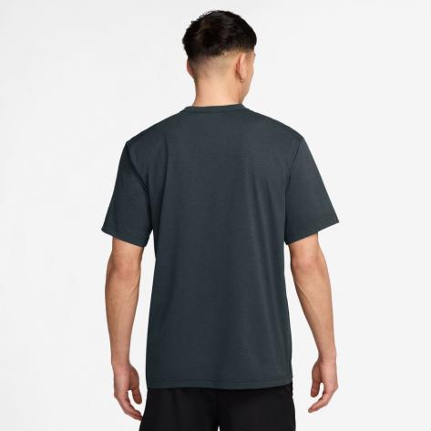 Nike Herren T-Shirt Dri-Fit UV Hyverse DV9839 