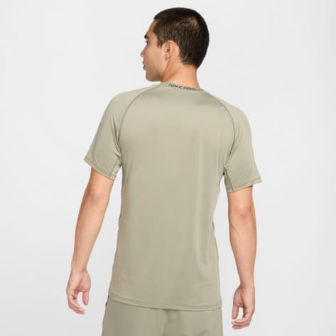 Nike Herren Trainingsshirt Pro Dri-FIT Slim Shirt FB7929 