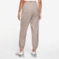Nike Damen Trainingshose Woven Essential Mid-Rise Pants DM6183 