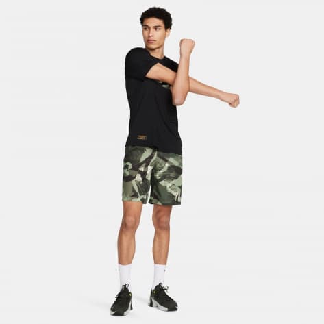 Nike Herren Short Camo Form Dri-FIT 9  Shorts FN3046 