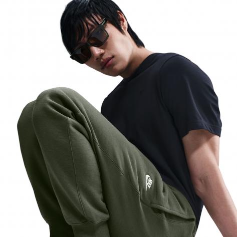 Nike Herren Trainingshose Club FN3787 