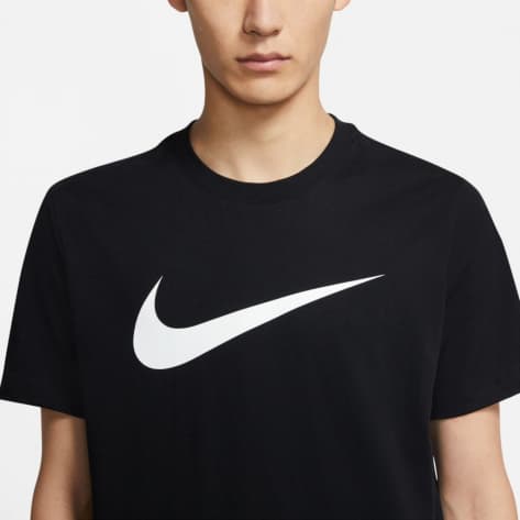 Nike Herren T-Shirt Sportswear Swoosh DC5094 