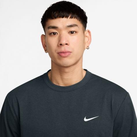 Nike Herren T-Shirt Dri-Fit UV Hyverse DV9839 