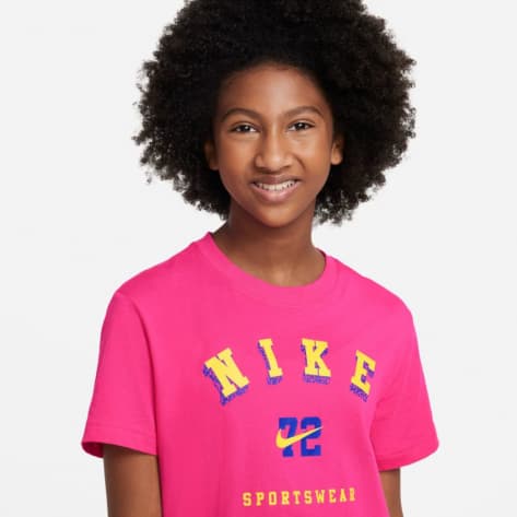 Nike Mädchen T-Shirt Sportswear Tee DZ3594 