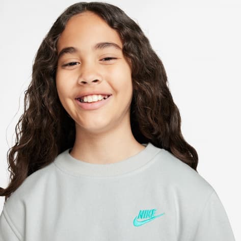 Nike Kinder Pullover Club Fleece FD3006-025 137-147 Photon Dust/Dynamic Turquoise | 137-147