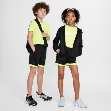 Nike Kinder Short Swoosh Multi+ Dri-FIT FV0269-011 137-147 Black/Volt/Volt | 137-147