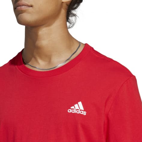 adidas Herren T-Shirt Essentials Embroidered Small Logo Tee 