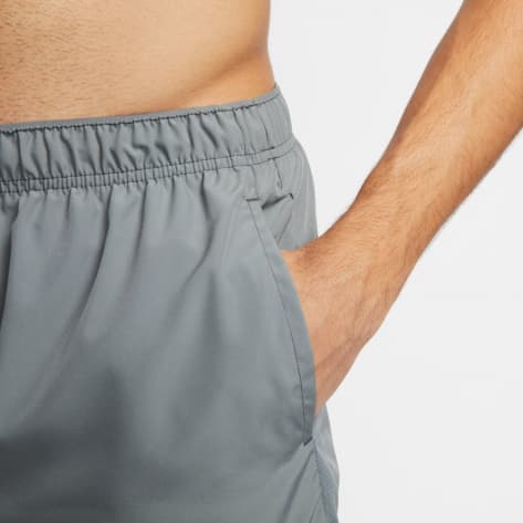 Nike Herren Laufshort Dri-Fit Challenger 7'' Unlined Short DV9344 