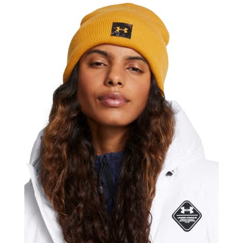 Under Armour Damen Mütze UA Halftime Cuff 1373101-711 Golden Yellow | One size