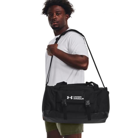 Under Armour Sporttasche UA Triumph Duffle SM 38 L 1376466-001 Black | One size