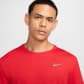 Nike Herren Laufshirt Dri-FIT Run Division Miler DV9315-657 L University Red/Refl Silv | L