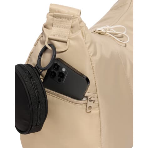 Under Armour Sporttasche UA Studio Slouchy Duffle  1384461 