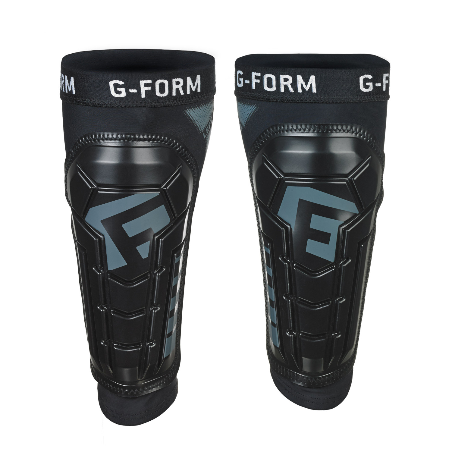 Derbystar Schienbeinschoner G-образной формы Pro-S Vento 8690₽