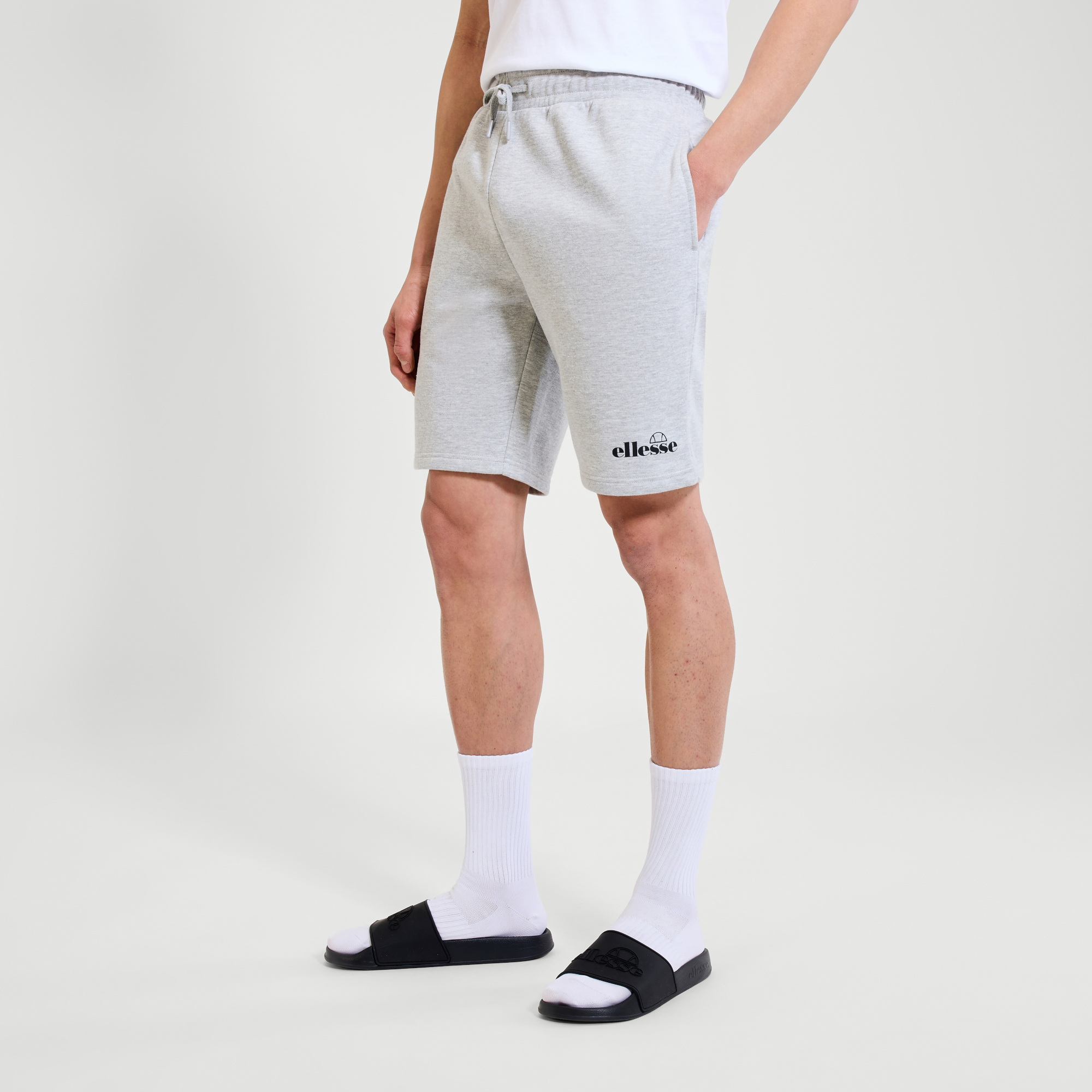 ellesse Herren Short SHP16464 6590₽
